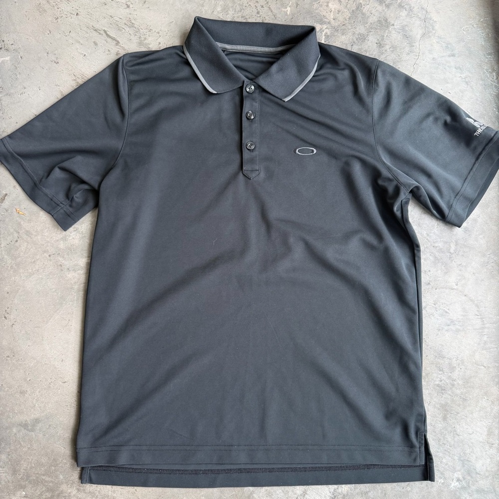 Oakley Golf Polo - The Boulders Embroidery - Great Used Condition